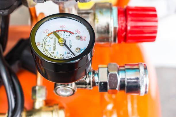 Close up shot of Air Compressor PSI. How to measure Air compressor CFM, PSI, and HP.